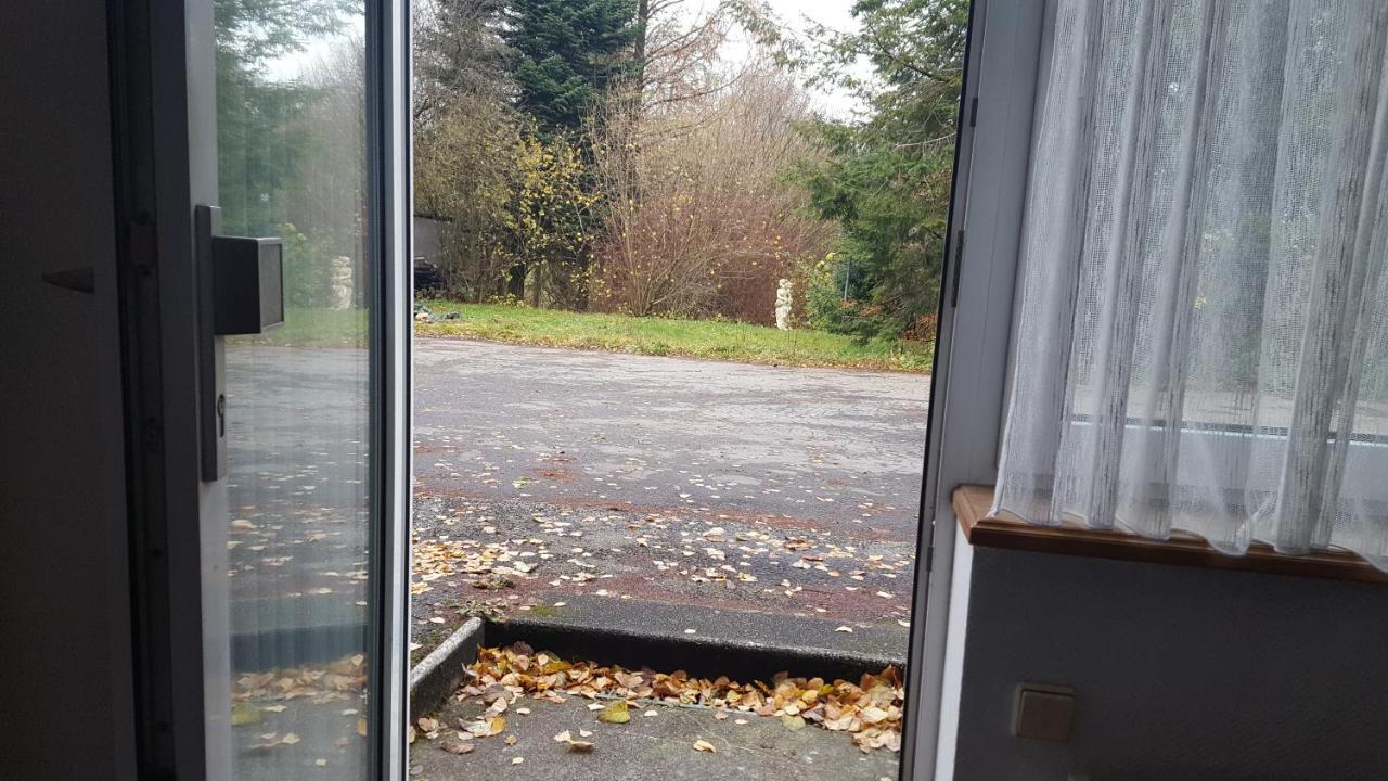 Zimmer Im Gruenen Wuppertal Esterno foto